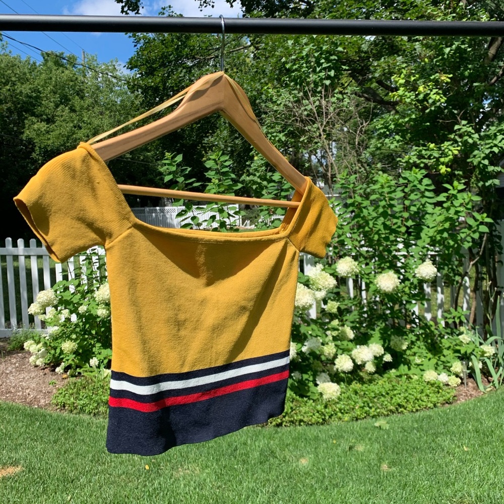 Crop top